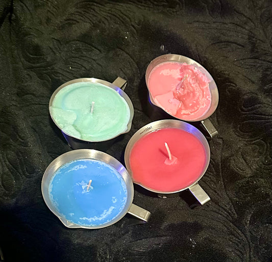 Wax play pour candles